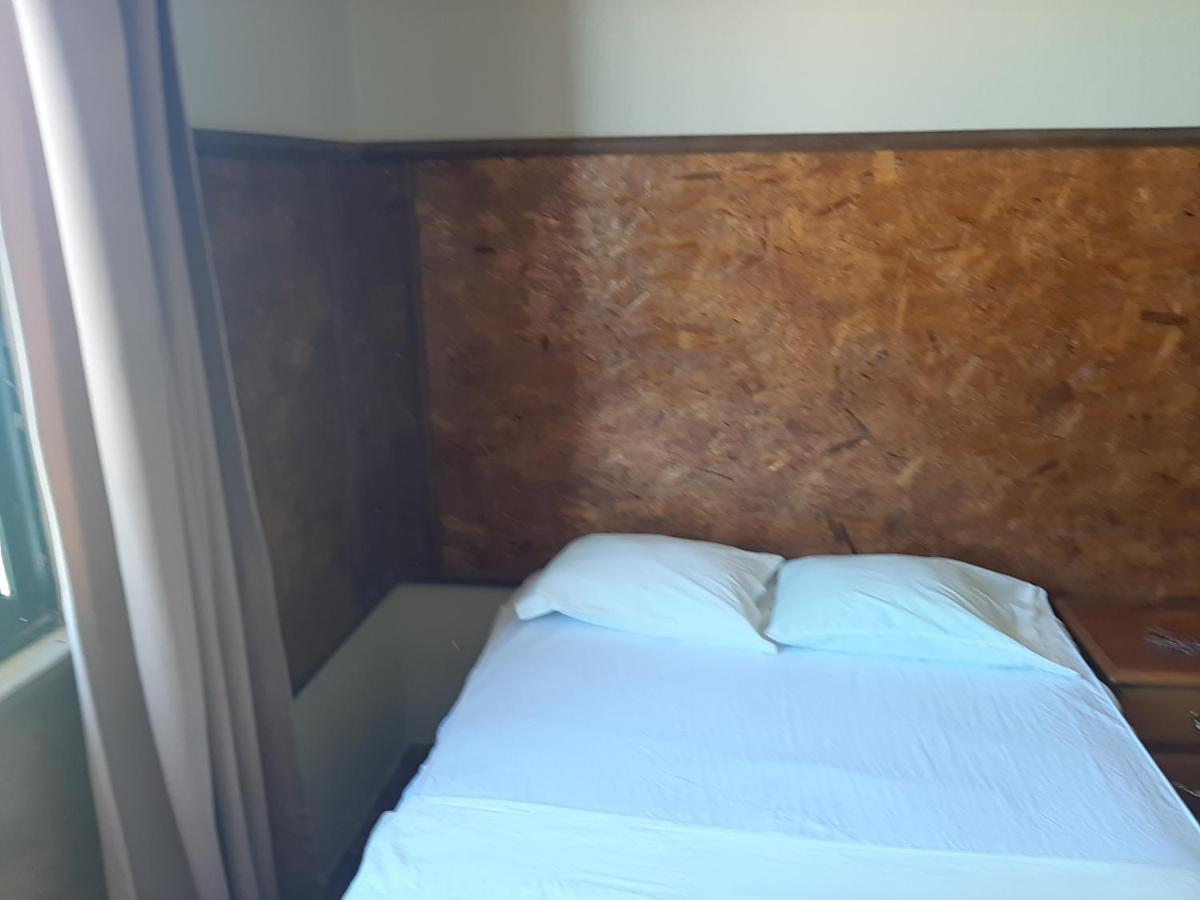 Hospedaje El Emperador Hotell Pucallpa Exteriör bild