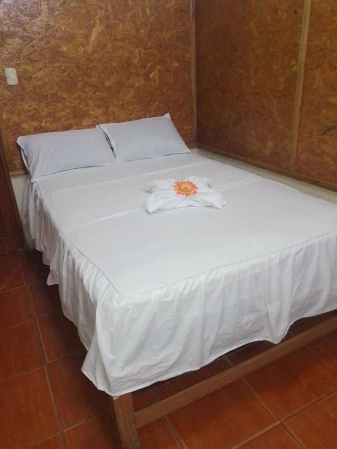 Hospedaje El Emperador Hotell Pucallpa Exteriör bild