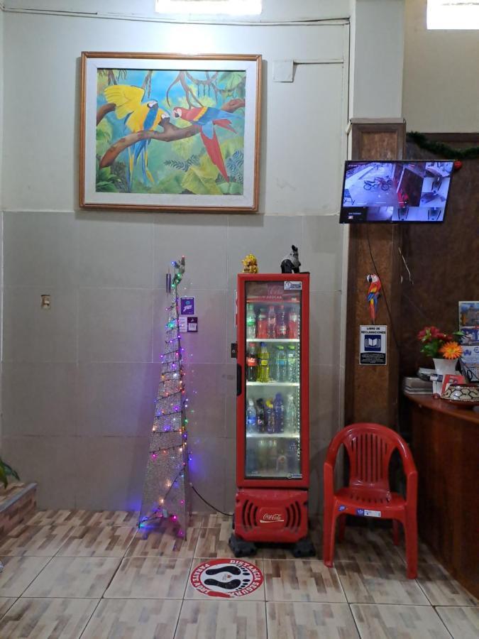 Hospedaje El Emperador Hotell Pucallpa Exteriör bild