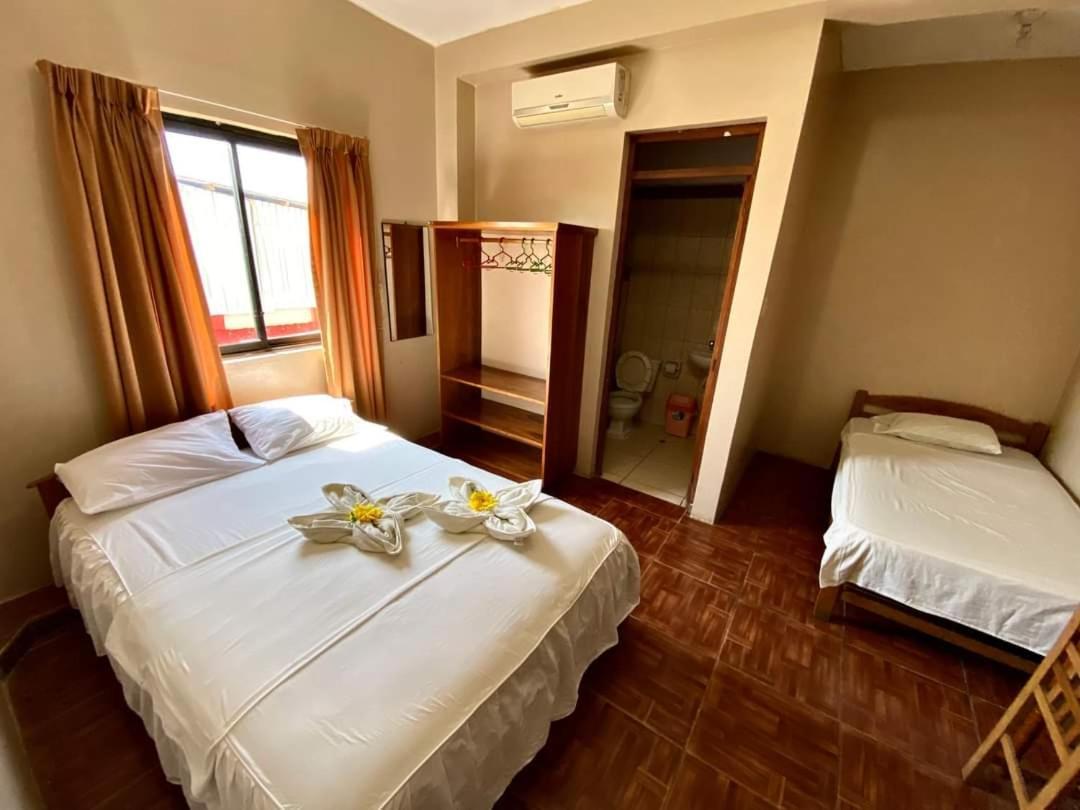 Hospedaje El Emperador Hotell Pucallpa Exteriör bild