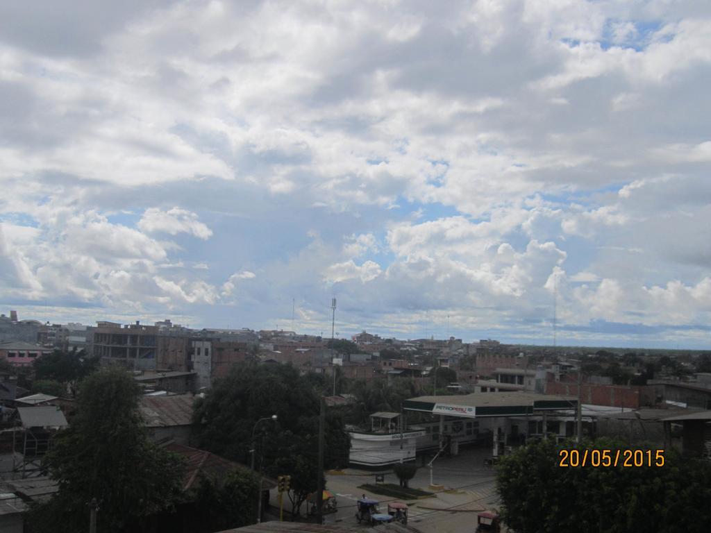 Hospedaje El Emperador Hotell Pucallpa Exteriör bild