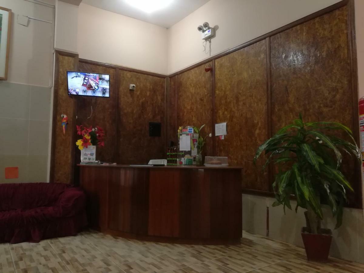 Hospedaje El Emperador Hotell Pucallpa Exteriör bild